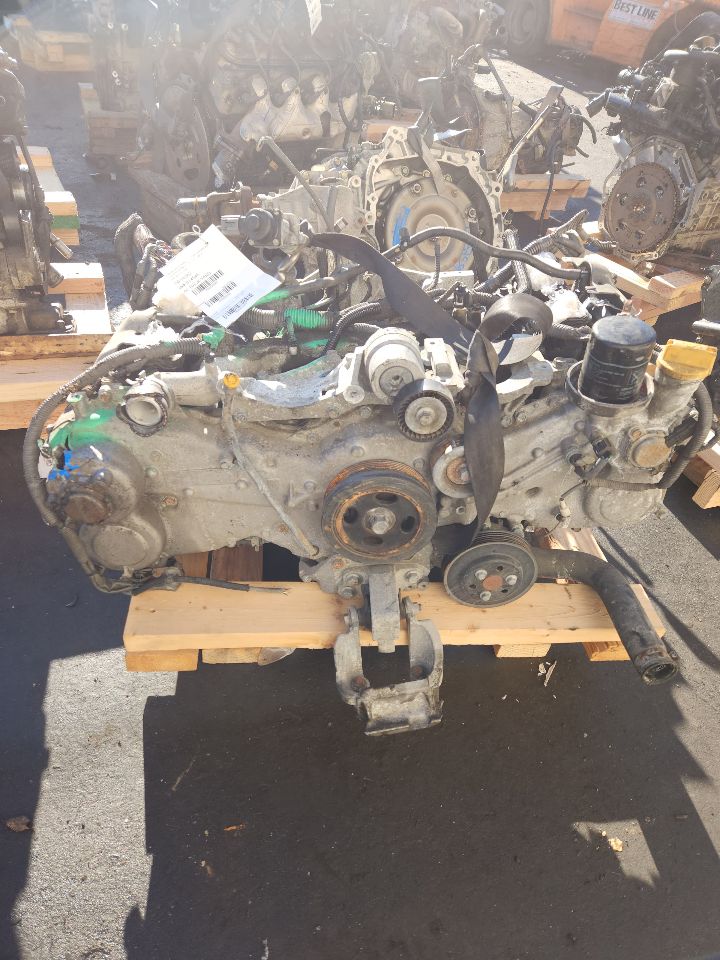 2015 SUBARU LEGACY 4cyl Gasoline 2.5 ENGINE ASSEMBLY - 423501 — photo 2