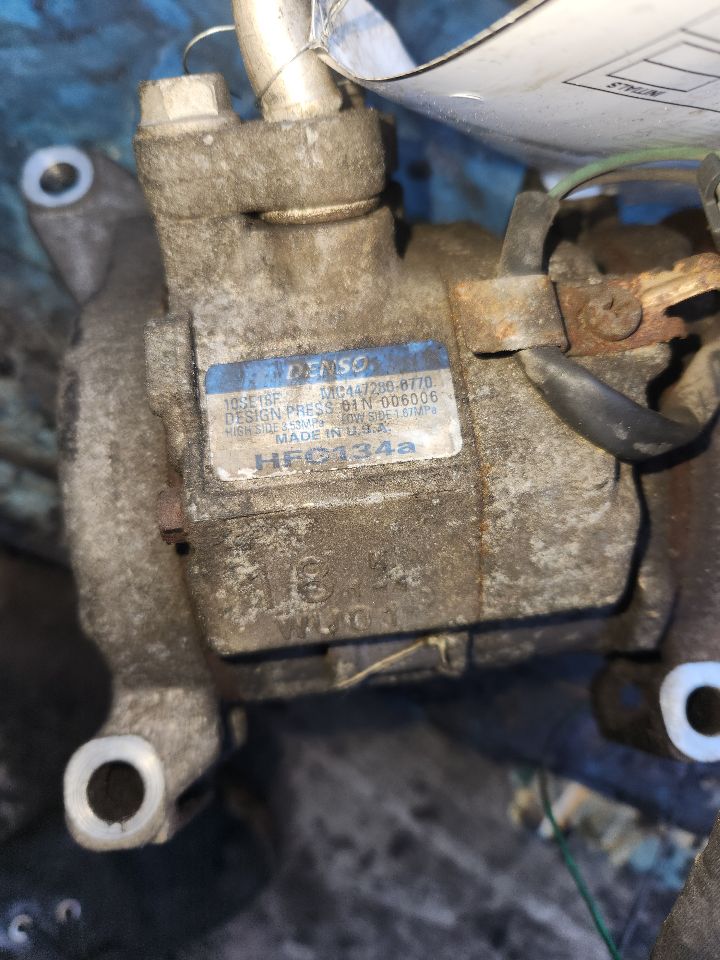 2011 GMC SAVANA 3500 VAN 8cyl Gasoline 4.8 AC COMPRESSOR - 423516