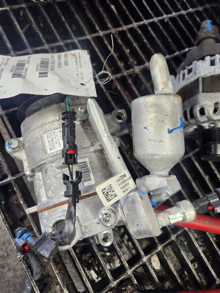 2021 CADILLAC CT4 2.0L 4cyl Turbo Gasoline AC COMPRESSOR - 423969