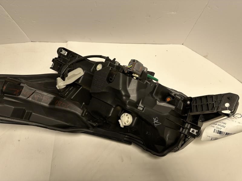 2020 SUBARU LEGACY Right HEADLAMP ASSEMBLY - 424 — photo 5