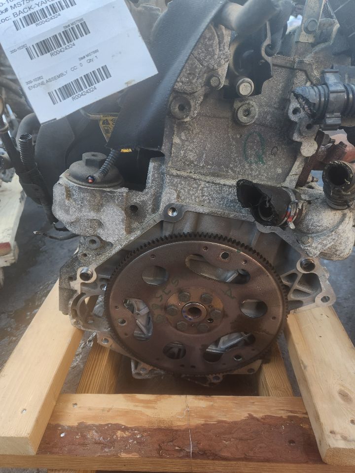 2016 CHEVROLET EQUINOX 4cyl Gasoline 2.4 ENGINE ASSEMBLY - 424324