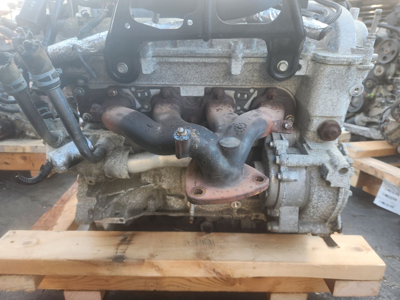 2016 CHEVROLET EQUINOX 4cyl Gasoline 2.4 ENGINE ASSEMBLY - 424324 — photo 2