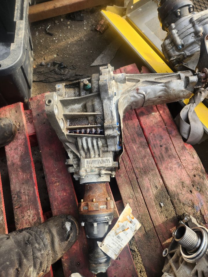 2016 CHEVROLET EQUINOX 4cyl Gasoline 2.4 TRANSFER CASE ASSY - 424330