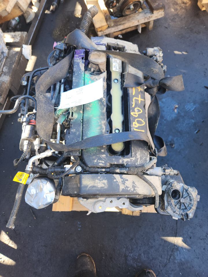 2016 CHEVROLET CRUZE 4cyl Gasoline 1.8 ENGINE ASSEMBLY - 424423