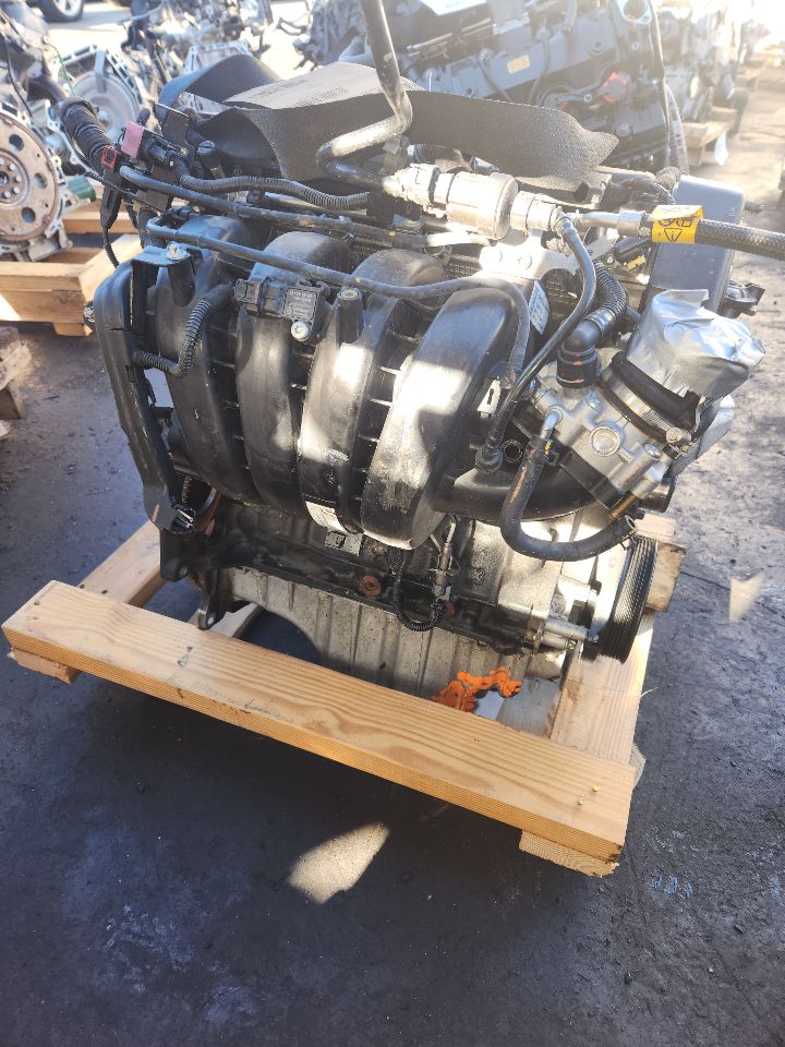 2016 CHEVROLET CRUZE 4cyl Gasoline 1.8 ENGINE ASSEMBLY - 424423 — photo 3