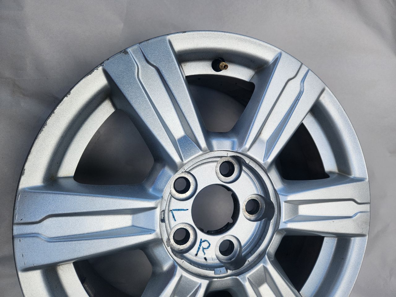 2015 GMC TERRAIN 4cyl Gasoline 2.4 WHEEL - 425060 — photo 4