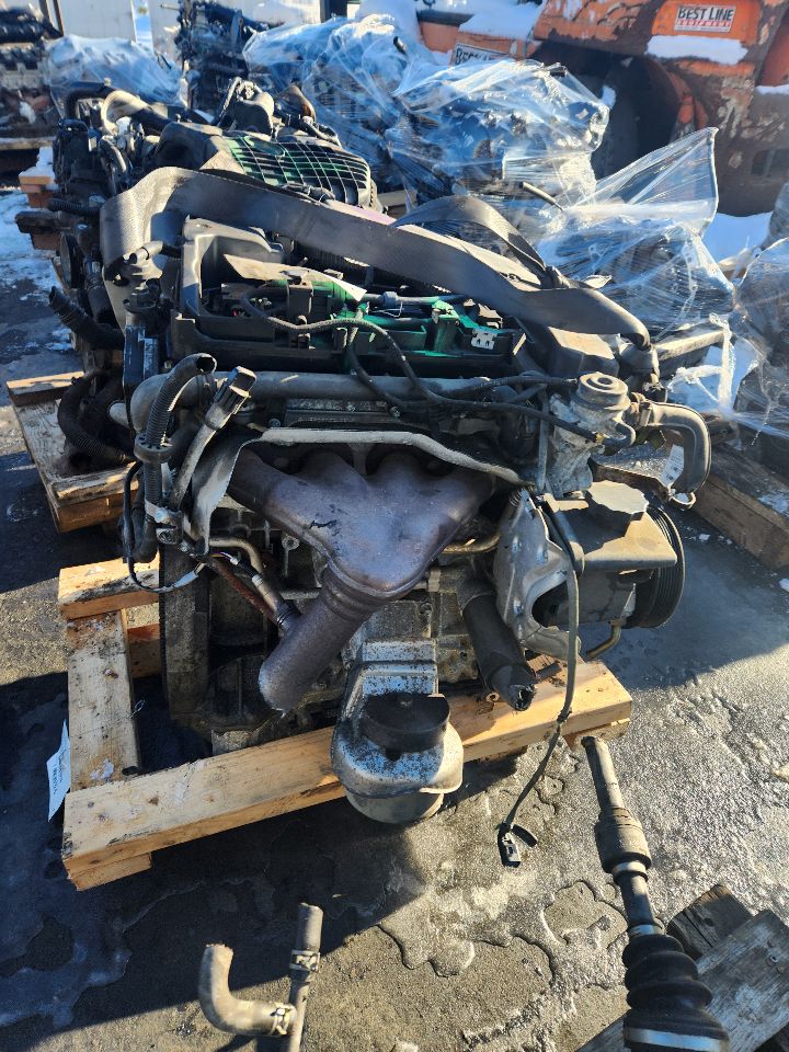 2004 MERCEDES-BENZ C-CLASS 4cyl Supercharged 1.8 ENGINE ASSEMBLY - 425120 — photo 3
