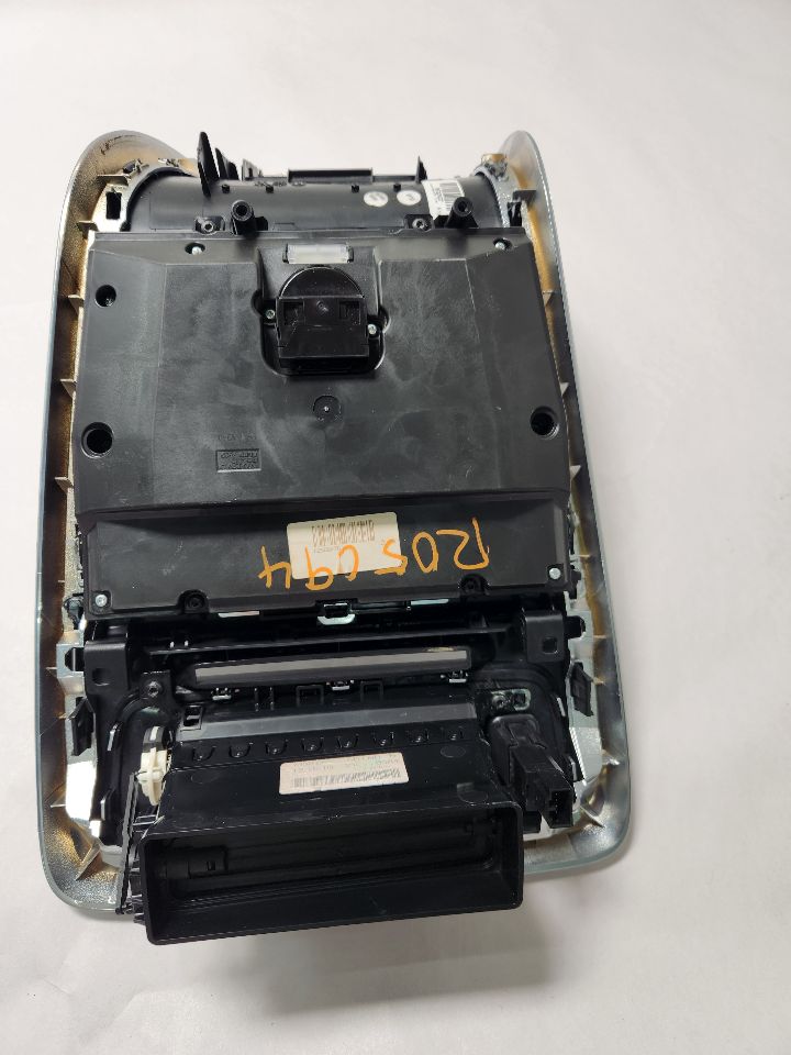 2013 VOLVO 60 SERIES 5cyl Gasoline Turbo 2.5 Radio Audio - 425169 — photo 2