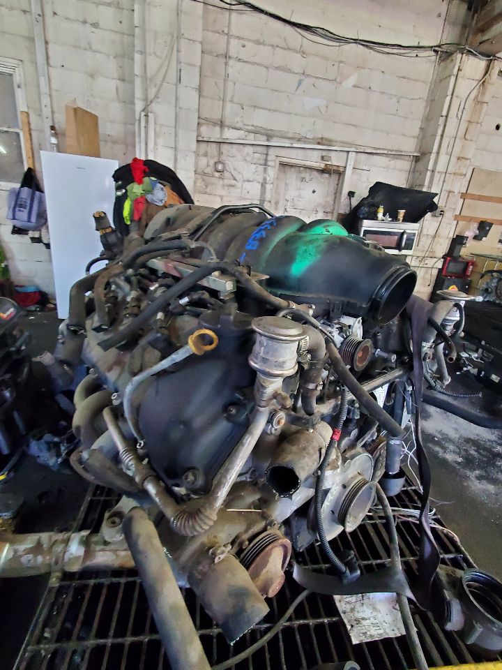 2008 MASERATI QUATTROPO 8cyl Gasoline 4.2 ENGINE ASSEMBLY - 425738 — photo 4