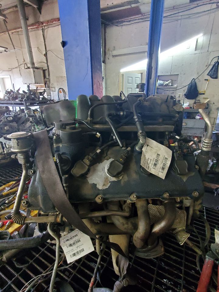 2008 MASERATI QUATTROPO 8cyl Gasoline 4.2 ENGINE ASSEMBLY - 425738 — photo 5