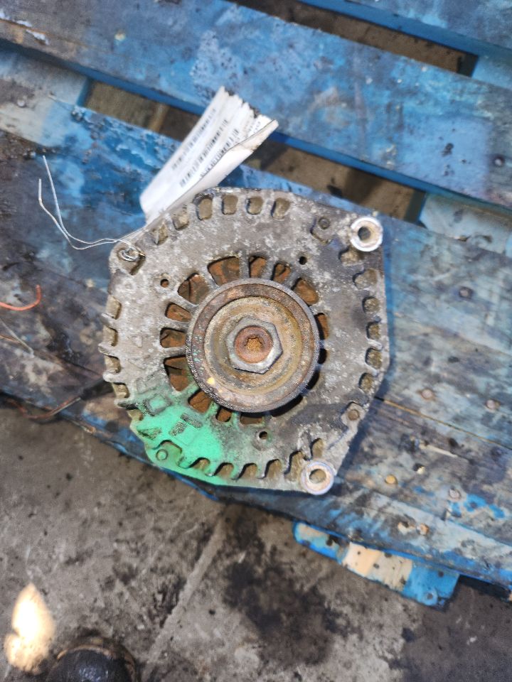 2014 CHEVROLET EXPRESS 2500 VAN 4.8L 8cyl ALTERNATOR - 425833 — photo 3