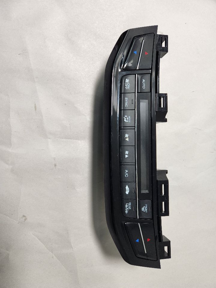2016 HONDA ACCORD 4cyl Gasoline 2.4 TEMP CONTROL - 426052 — photo 1
