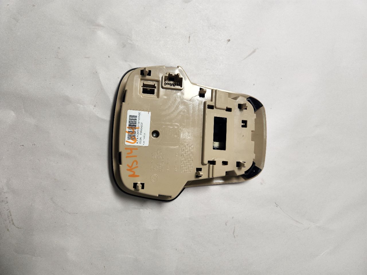 2017 ALFA-ROMEO GIULIA 2.0L 4cyl Turbo Gasoline Console, Front - 426134 — photo 2