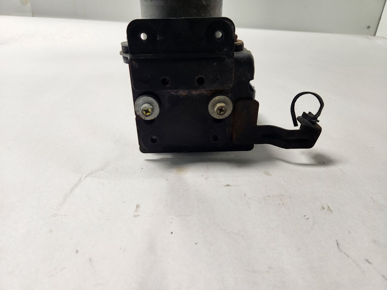 2013 INFINITI JX35 6cyl Gasoline 3.5 Anti-lock Brake Pts - 426193 — photo 2