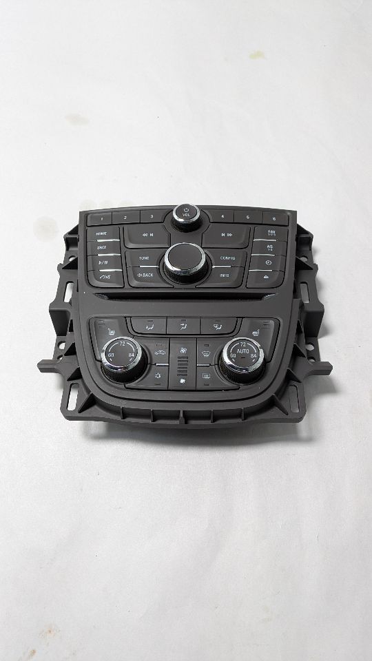 2016 BUICK VERANO 4Cyl Gas Flex Fuel 2.4 Radio Audio - 426231 — photo 1