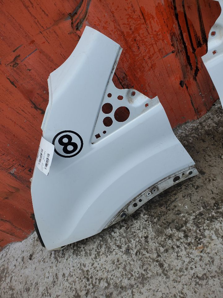 2015 FORD TRANSIT 150 3.7L 6cyl Gasoline VVT Left FENDER - 426297