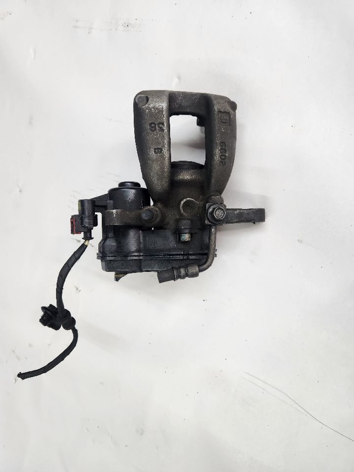 2018 CHEVROLET EQUINOX 1.5L 4cyl Turbo Gasoline Left CALIPER - 426335