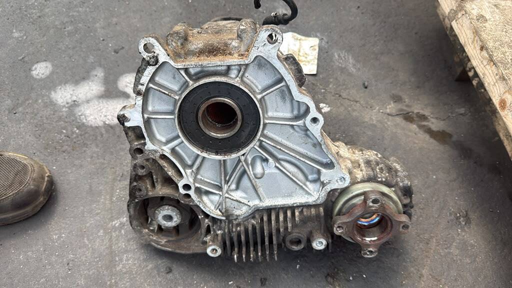 2011 BMW 328i 6cyl Gasoline 3.0 SULEV TRANSFER CASE ASSY - 426358
