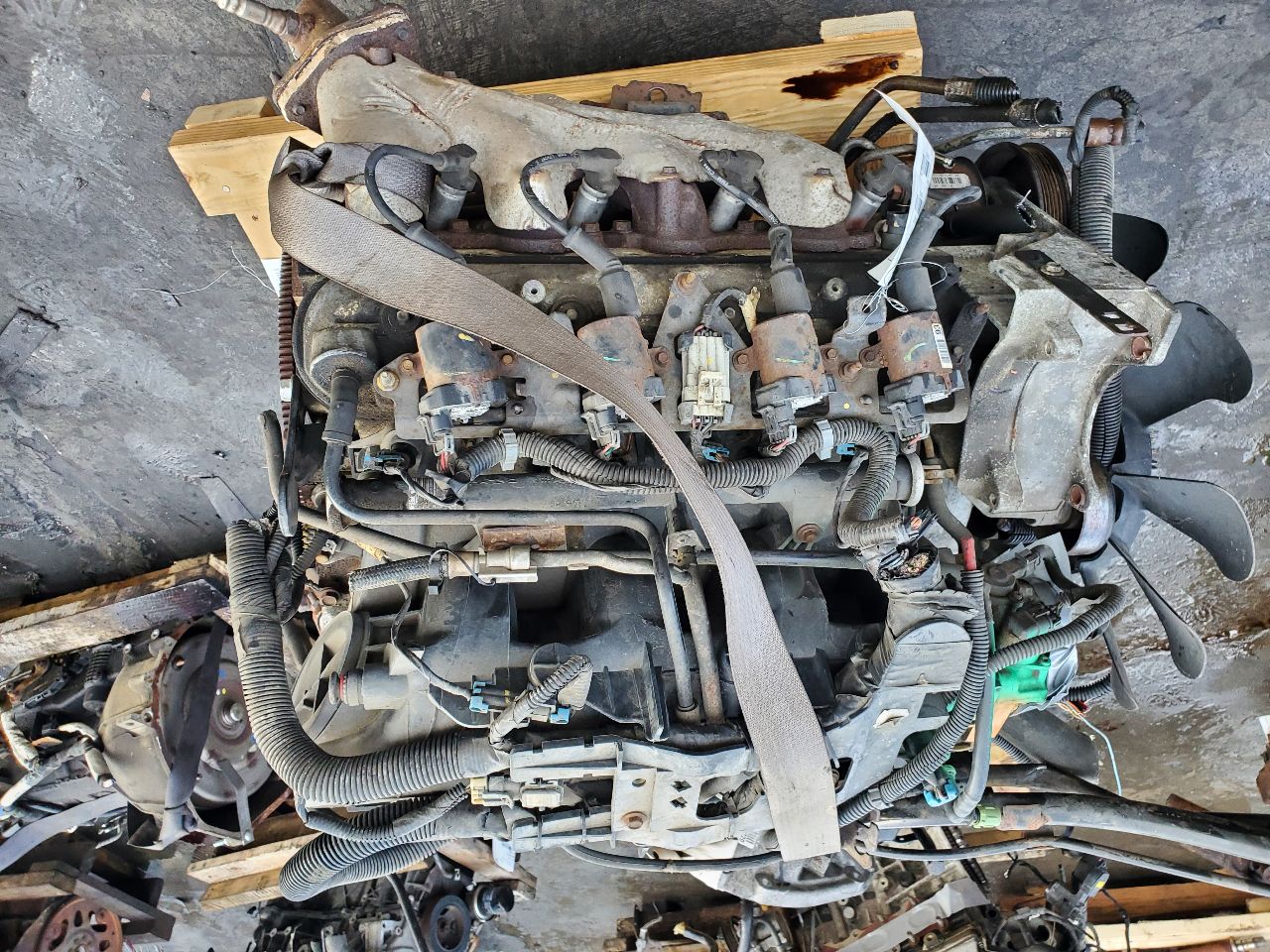 2006 CHEVROLET VAN 4.8L 8cyl Gasoline ENGINE ASSEMBLY - 426373 — photo 4