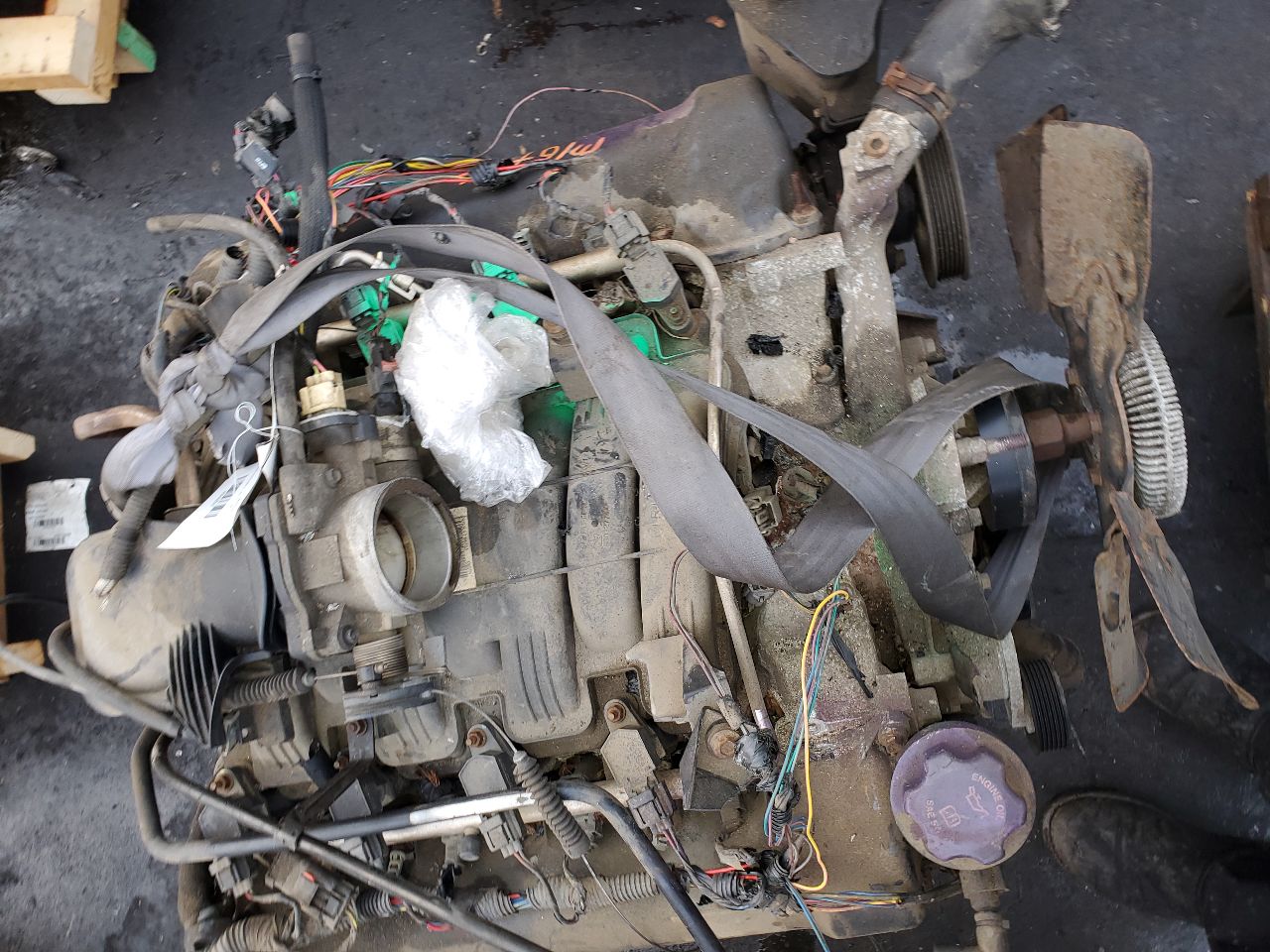 2005 DODGE DURANGO 8cyl Gasoline 4.7 ENGINE ASSEMBLY - 426547 — photo 4