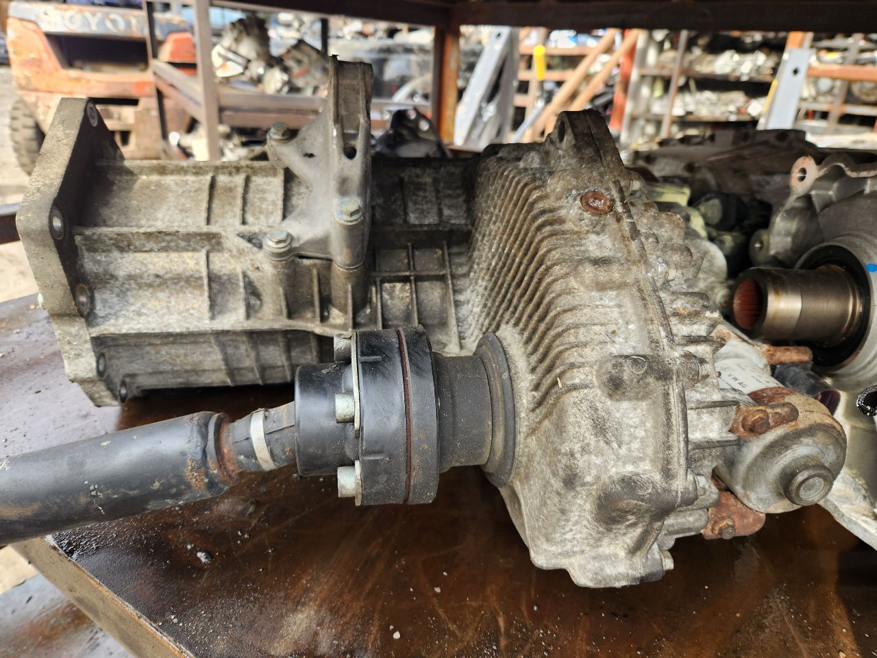 2006 VOLKSWAGEN TOUAREG 6cyl Gasoline 3.2 TRANSFER CASE ASSY - 427004