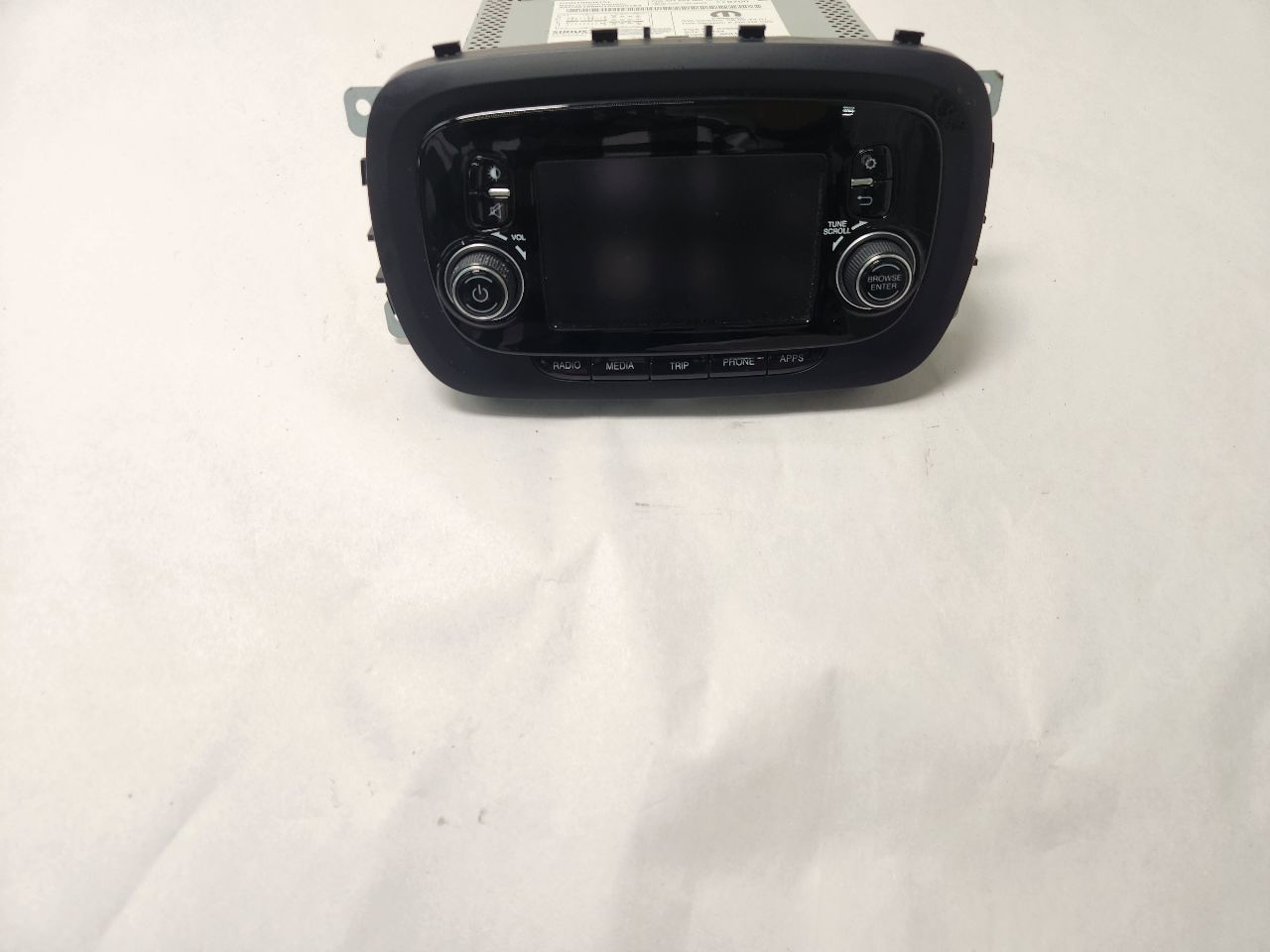 2016 FIAT 500 4cyl Gasoline 2.4 Radio Audio - 427726 — photo 1