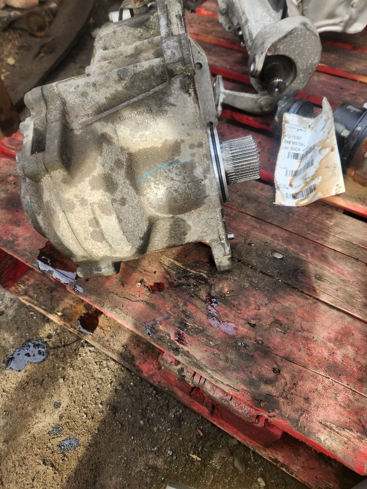 2013 JEEP PATRIOT 4cyl Gasoline 2.4 TRANSFER CASE ASSY - 428022 — photo 3