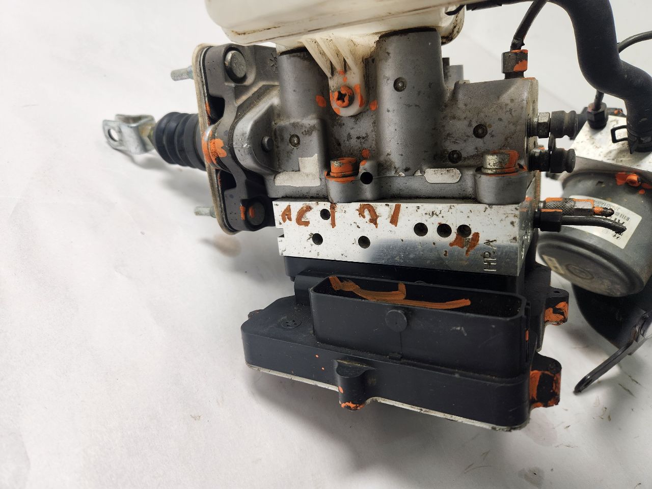 2015 KIA OPTIMA Anti-lock Brake Pts - 428098 — photo 2