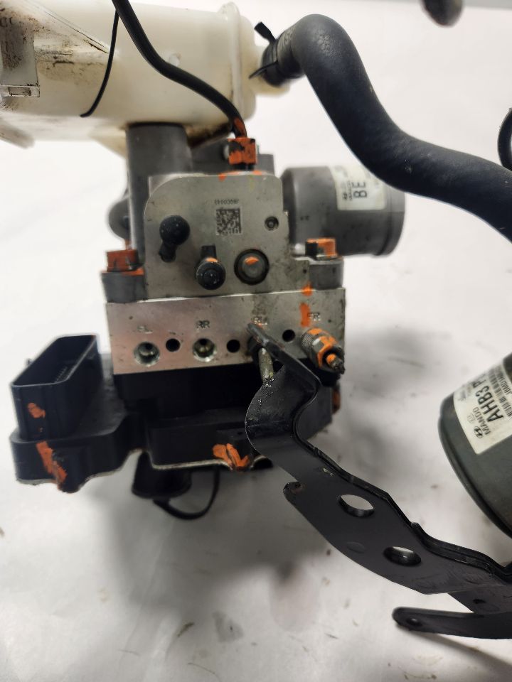 2015 KIA OPTIMA Anti-lock Brake Pts - 428098 — photo 3