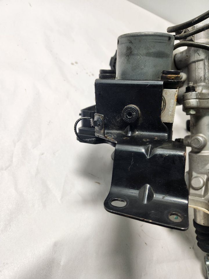 2014 KIA OPTIMA Anti-lock Brake Pts - 428101 — photo 3