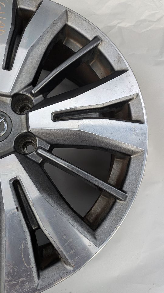 2018 NISSAN PATHFINDER 3.5L 6cyl Gasoline VVT WHEEL - 428253 — photo 4
