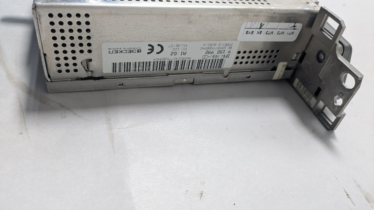 2008 BMW 750i 8cyl Gasoline 4.8 Radio Audio - 428274 — photo 3