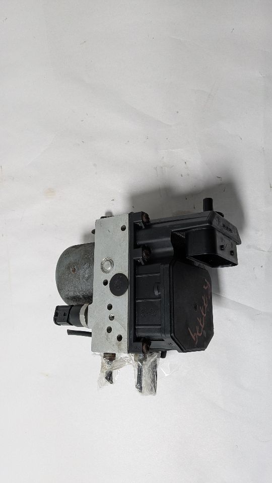 2008 BMW 750i 8cyl Gasoline 4.8 Anti-lock Brake Pts - 428281 — photo 4