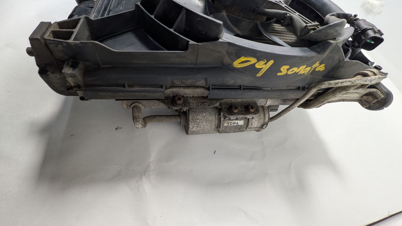 2004 HYUNDAI SONATA Radiators - 428697 — photo 4