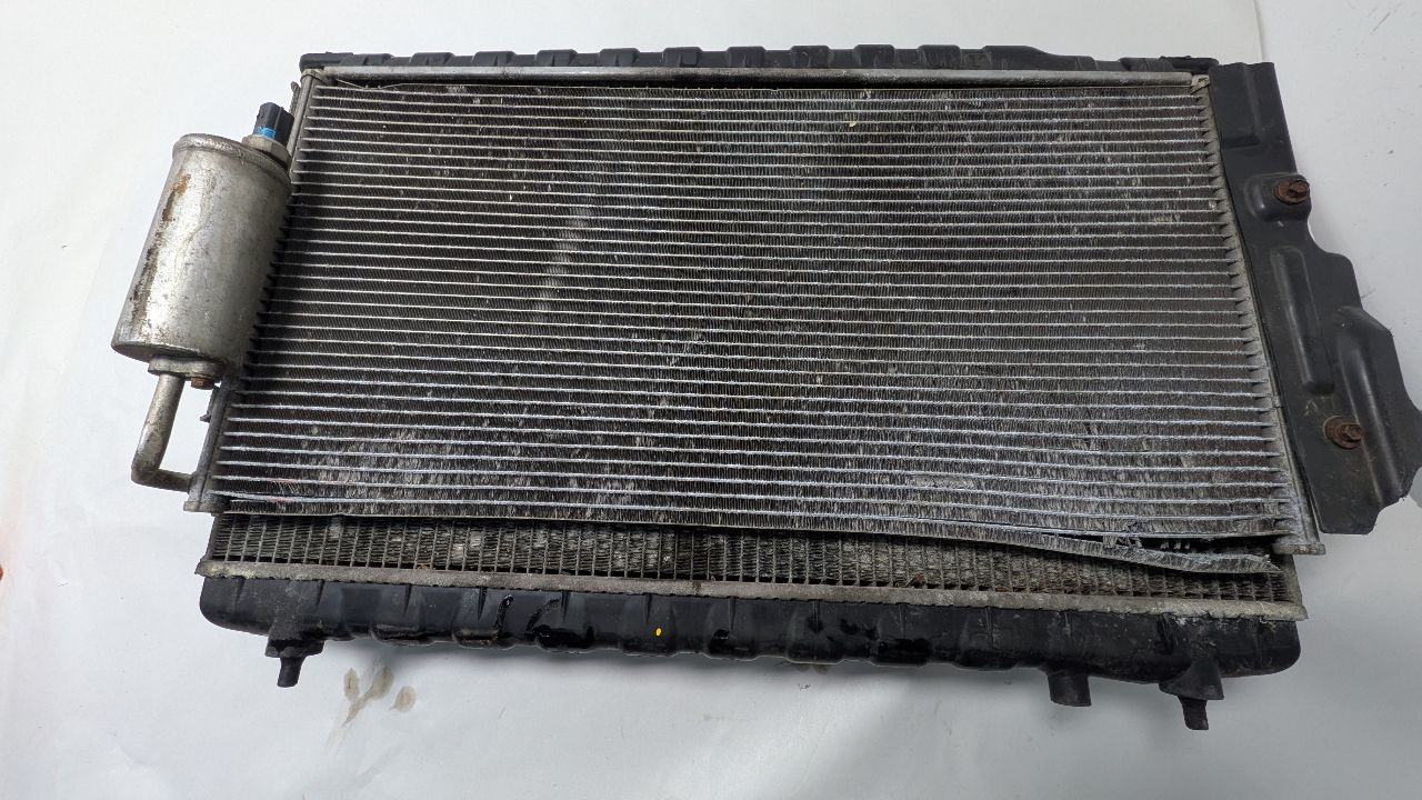 2004 HYUNDAI SONATA Radiators - 428697 — photo 6