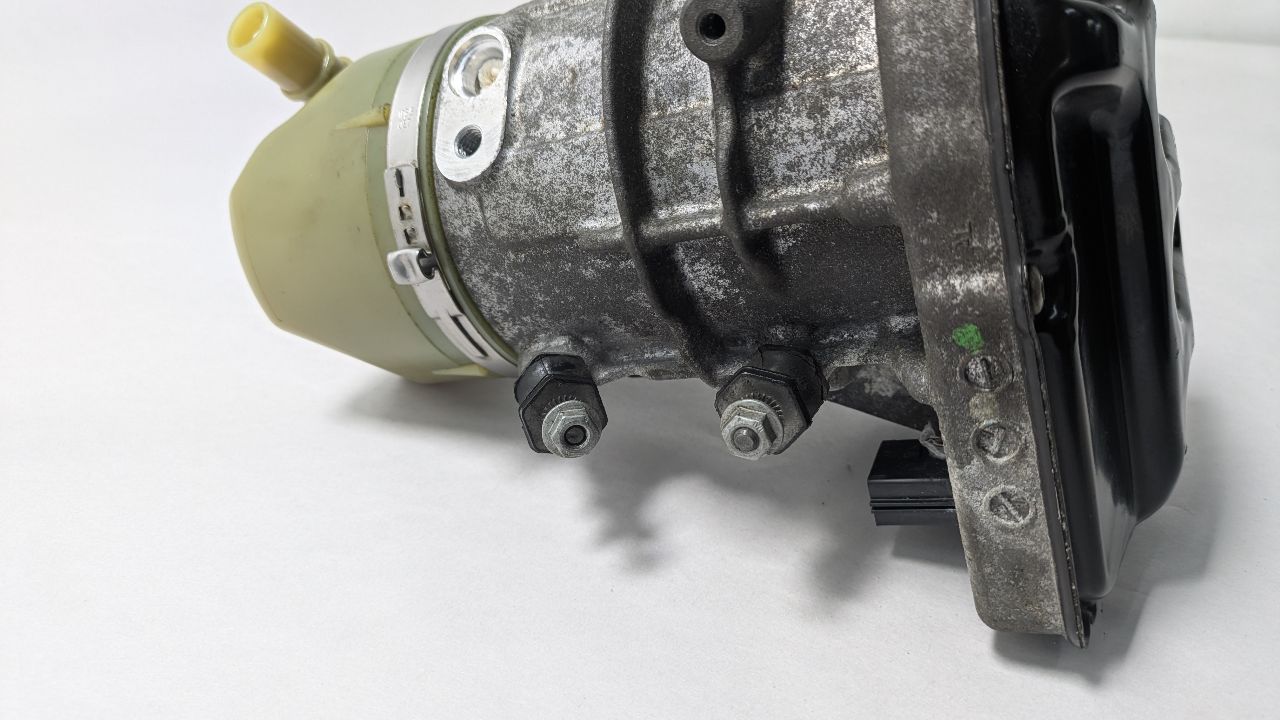 2013 VOLVO 60 SERIES 5cyl Gasoline Turbo 2.5 PS Pump/Motor - 428699 — photo 2