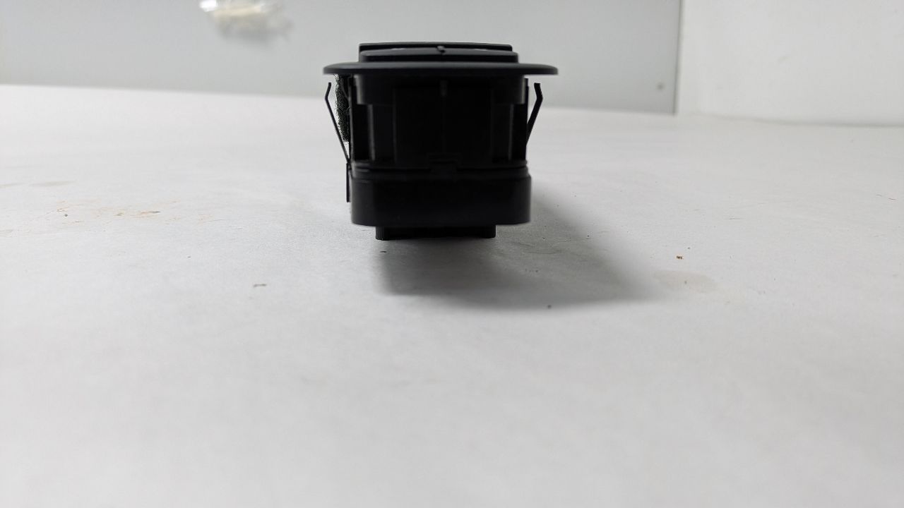 2014 DODGE DART 4cyl Gasoline 2.4 Front Door Switch - 428716 — photo 5