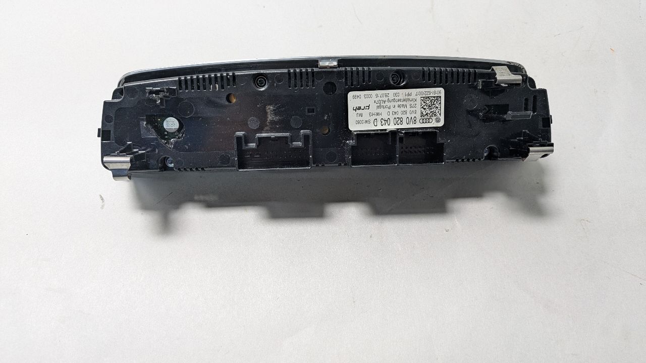 2016 AUDI A3 4cyl Gasoline Turbo 2.0 TEMP CONTROL - 428721 — photo 3