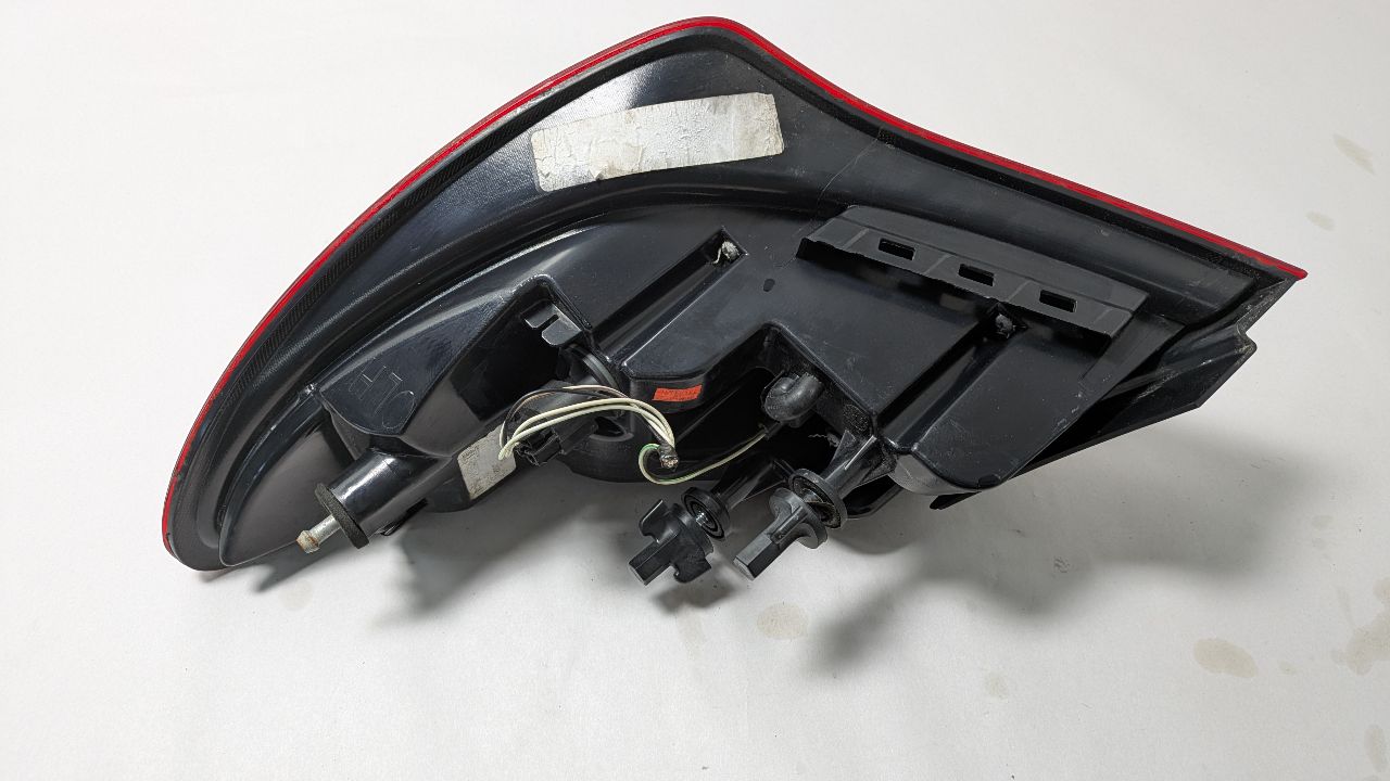 2012 CHRYSLER 200 4cyl Gasoline 2.4 PZEV Left TAIL LAMP - 428733 — photo 3