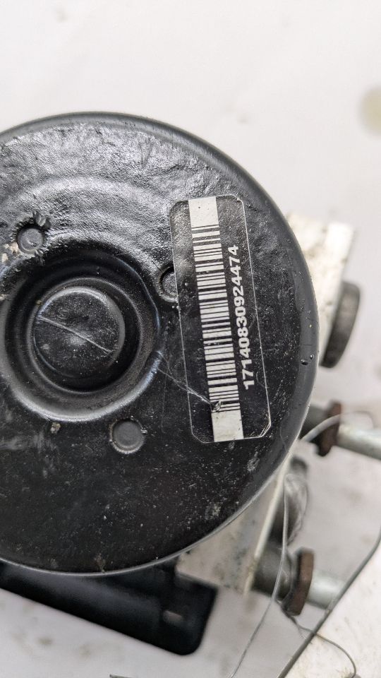 2008 PONTIAC SOLSTICE 4cyl Gasoline Turbo 2.0 Anti-lock Brake Pts - 428825 — photo 2
