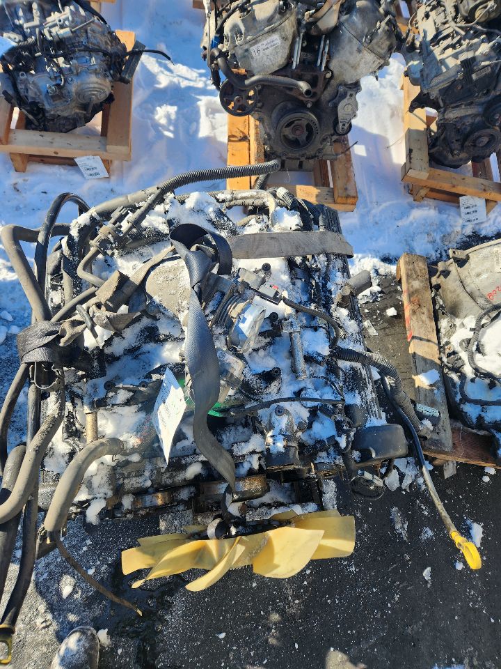 2012 FORD E350 VAN 5.4L 8cyl Gasoline ENGINE ASSEMBLY - 428983 — photo 6