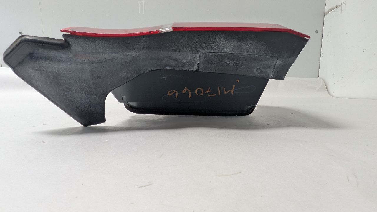 2013 BMW X5 8cyl Gasoline Turbo 4.4 Right TAIL LAMP - 429387 — photo 2
