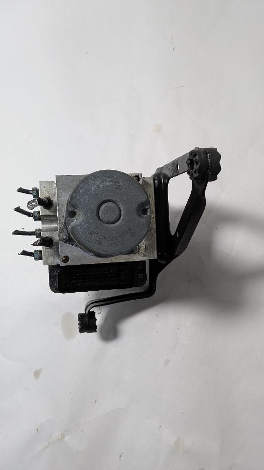 2013 BMW X5 8cyl Gasoline Turbo 4.4 Anti-lock Brake Pts - 429400 — photo 1
