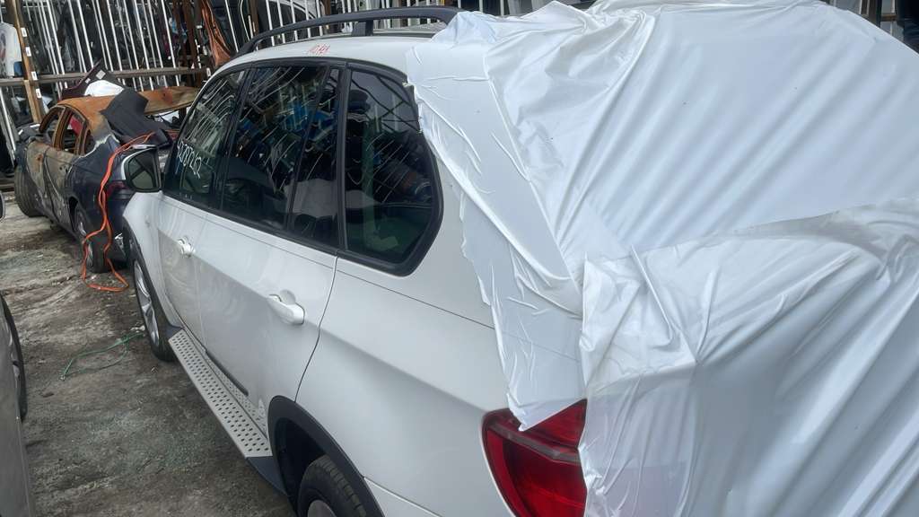 2013 BMW X5 8cyl Gasoline Turbo 4.4 FRAME - 429431 — photo 7