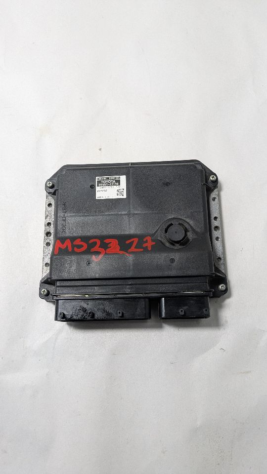 2012 TOYOTA PRIUS 4cyl Hybrid 1.8 Eng/Motor Cont Mod - 429443 — photo 1