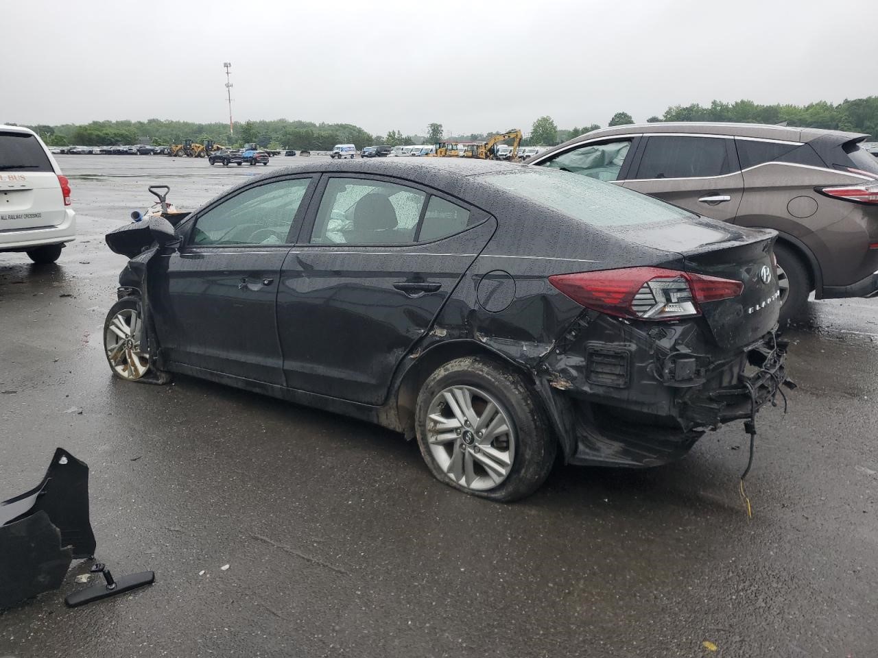 2020 HYUNDAI ELANTRA 2.0L 4cyl Gasoline VVT Left DOOR ASSEMBLY, FR - 429523 — photo 2