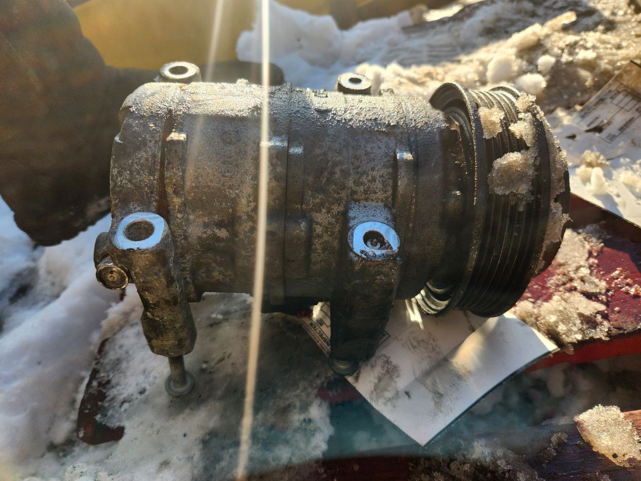 2012 HYUNDAI SANTA FE 6cyl Gasoline 3.5 AC COMPRESSOR - 429795 — photo 5