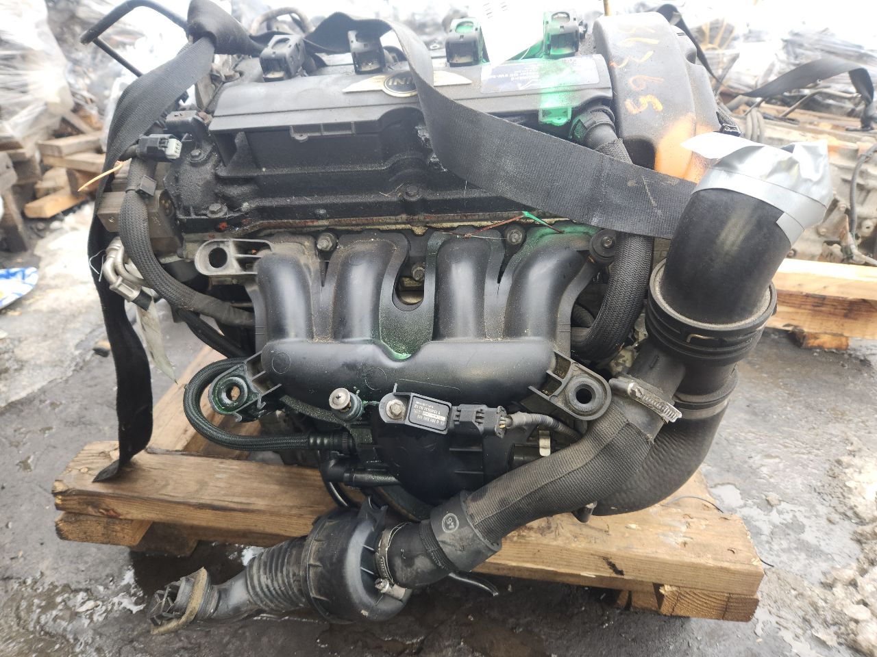 2010 MINI COOPER CLUBMAN 4cyl Gasoline Turbo 1.6 ENGINE ASSEMBLY - 429884 — photo 2