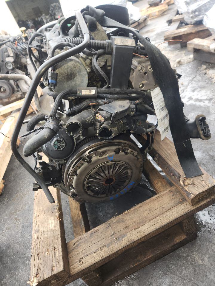 2010 MINI COOPER CLUBMAN 4cyl Gasoline Turbo 1.6 ENGINE ASSEMBLY - 429884 — photo 4