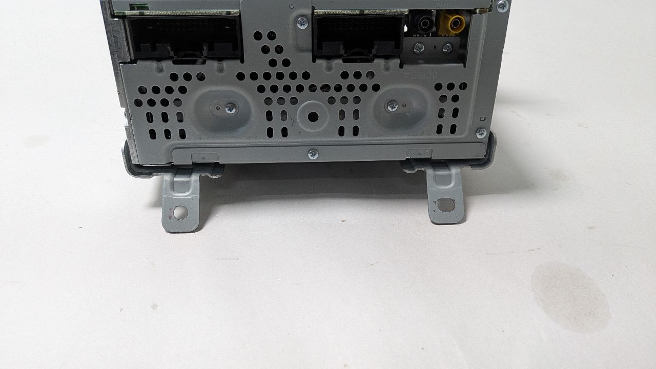 2017 FORD TAURUS 3.5L 6cyl Gasoline VVT Radio Audio - 429967 — photo 6